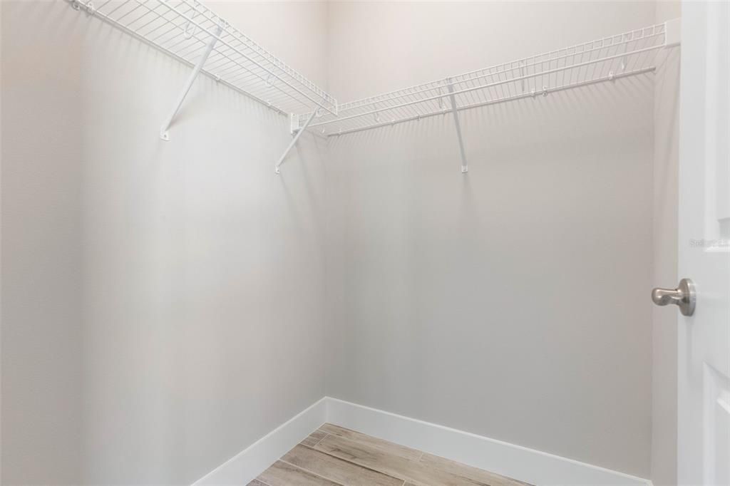 For Sale: $719,899 (4 beds, 3 baths, 2300 Square Feet)