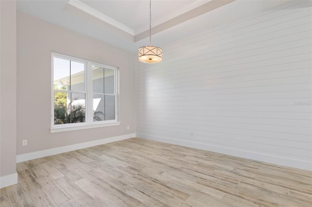 For Sale: $719,899 (4 beds, 3 baths, 2300 Square Feet)