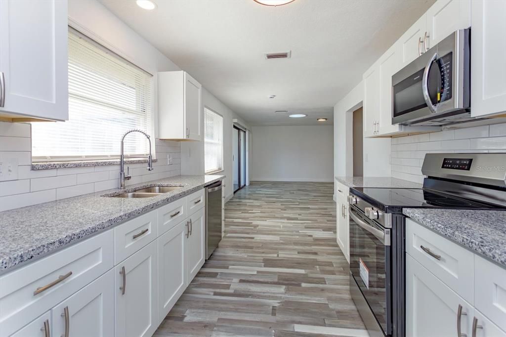 待售: $489,900 (3 贝兹, 2 浴室, 1763 平方英尺)