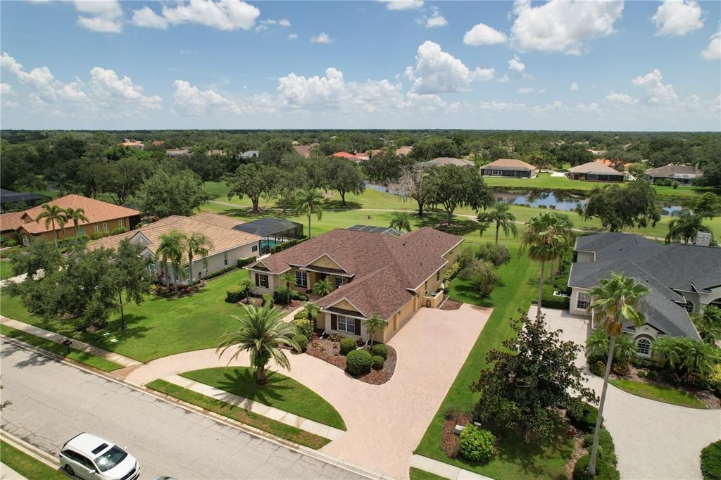 En Renta: $4,600 (4 camas, 3 baños, 3073 Pies cuadrados)