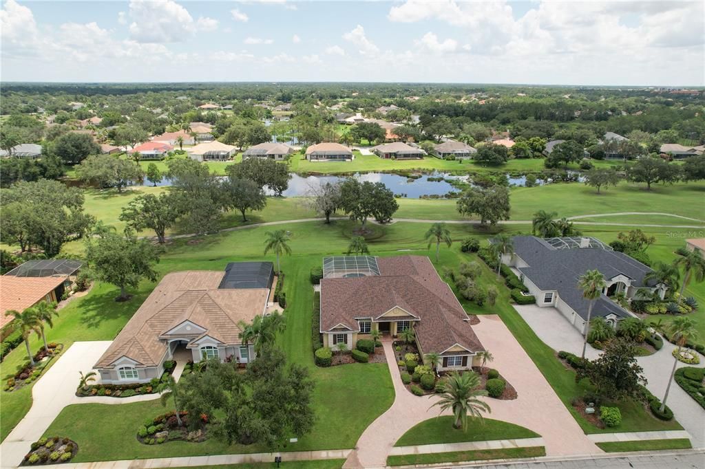 En Renta: $4,600 (4 camas, 3 baños, 3073 Pies cuadrados)