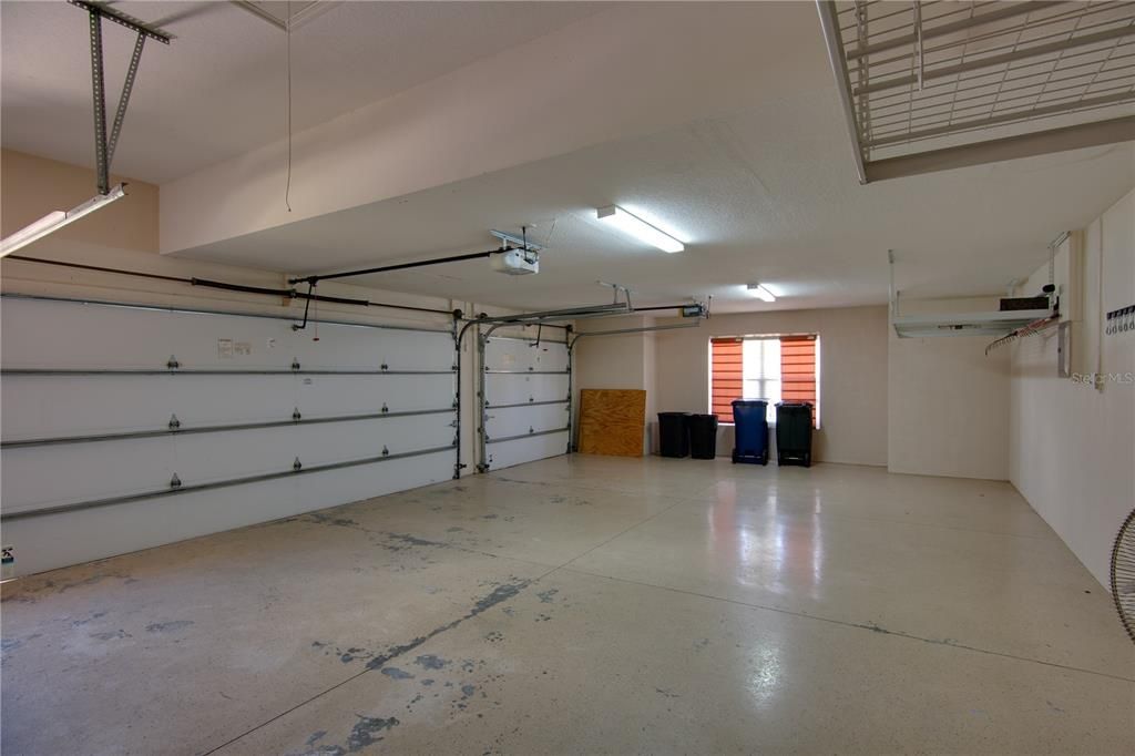 En Renta: $4,600 (4 camas, 3 baños, 3073 Pies cuadrados)