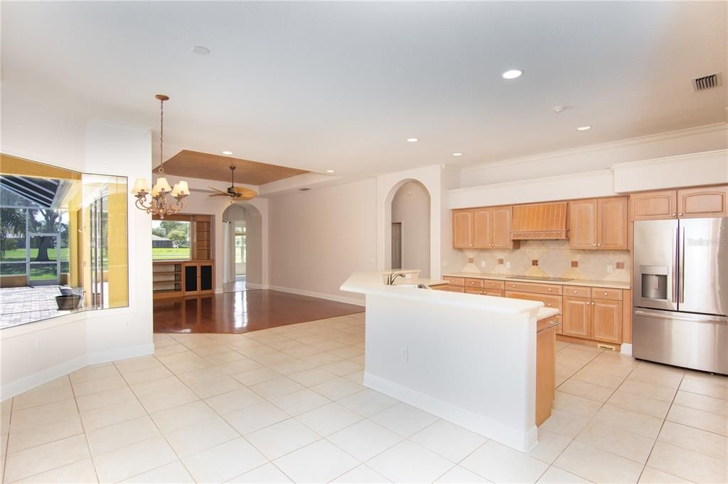 En Renta: $4,600 (4 camas, 3 baños, 3073 Pies cuadrados)