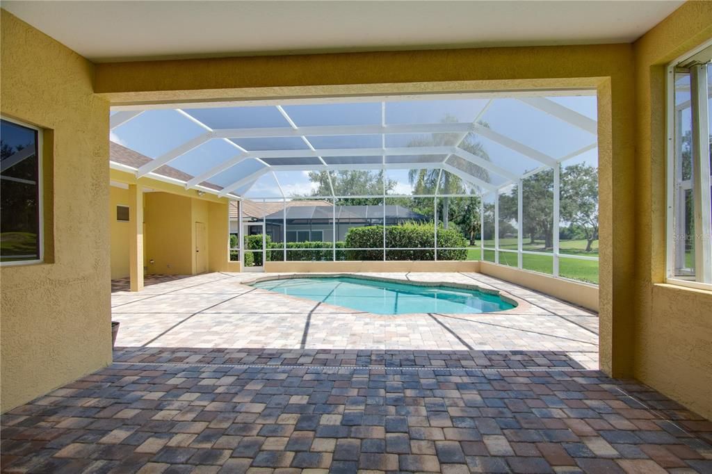 En Renta: $4,600 (4 camas, 3 baños, 3073 Pies cuadrados)