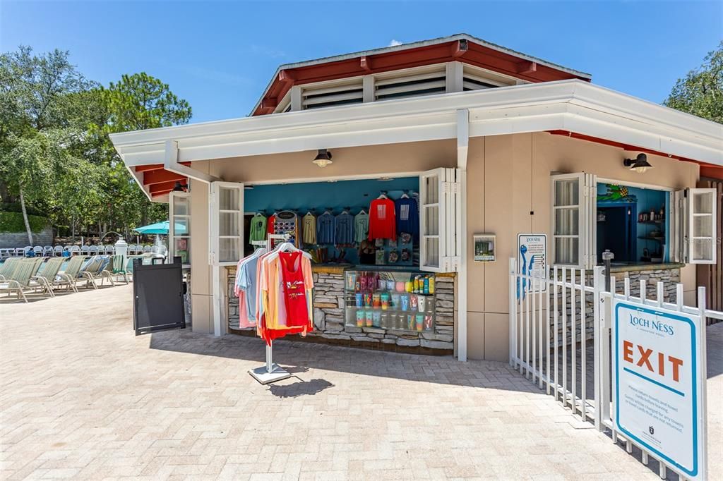 Activo con contrato: $1,299,900 (4 camas, 3 baños, 3119 Pies cuadrados)