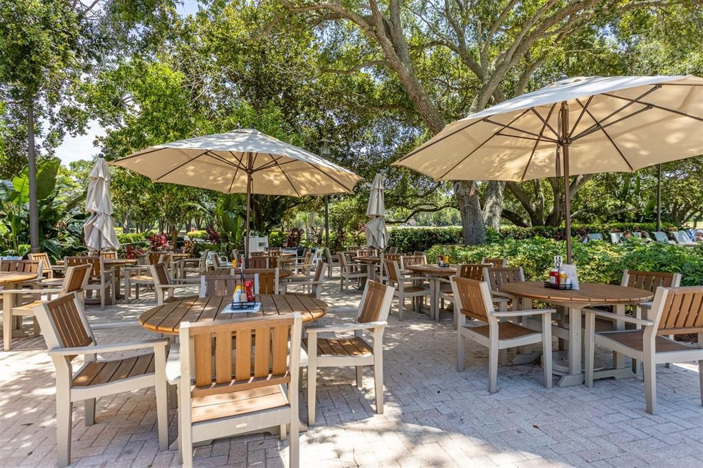 Activo con contrato: $1,299,900 (4 camas, 3 baños, 3119 Pies cuadrados)