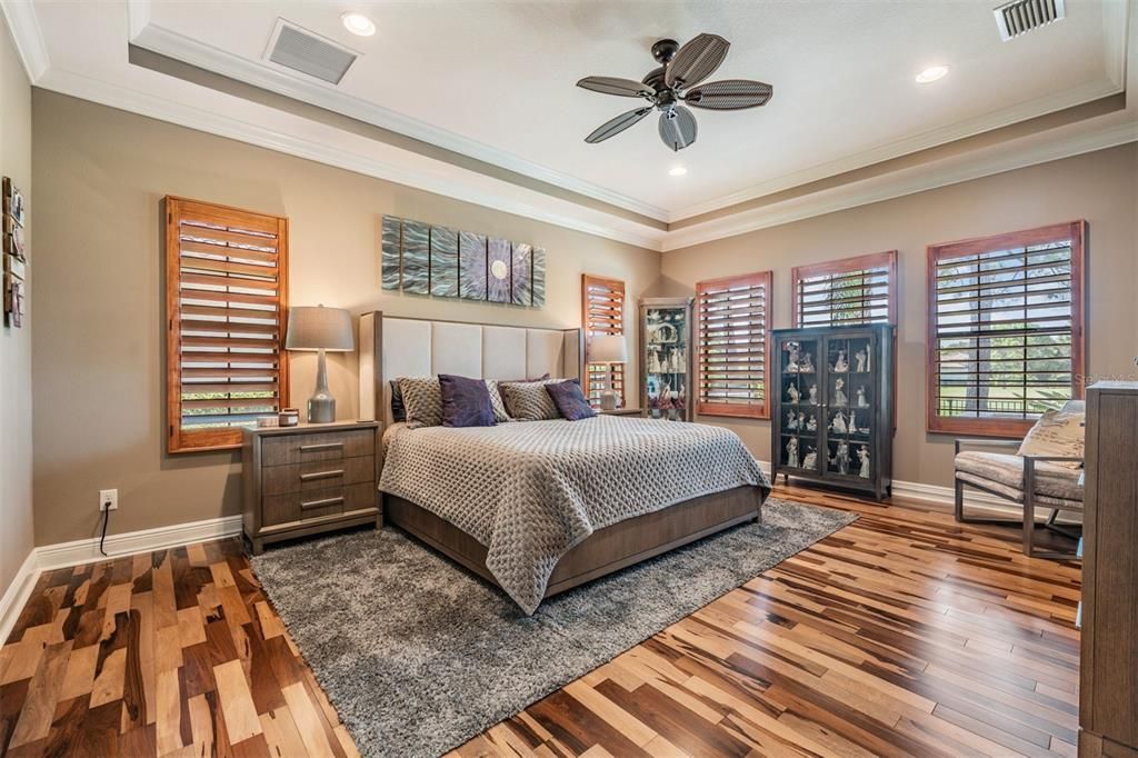 Activo con contrato: $1,299,900 (4 camas, 3 baños, 3119 Pies cuadrados)