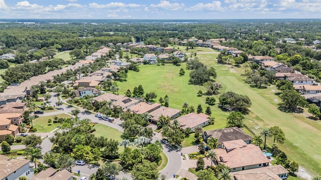 Activo con contrato: $1,299,900 (4 camas, 3 baños, 3119 Pies cuadrados)