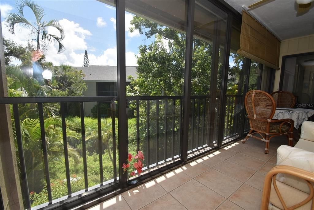 На продажу: $330,800 (3 спален, 2 ванн, 1283 Квадратных фут)