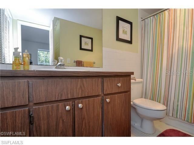 For Rent: $3,500 (2 beds, 2 baths, 950 Square Feet)