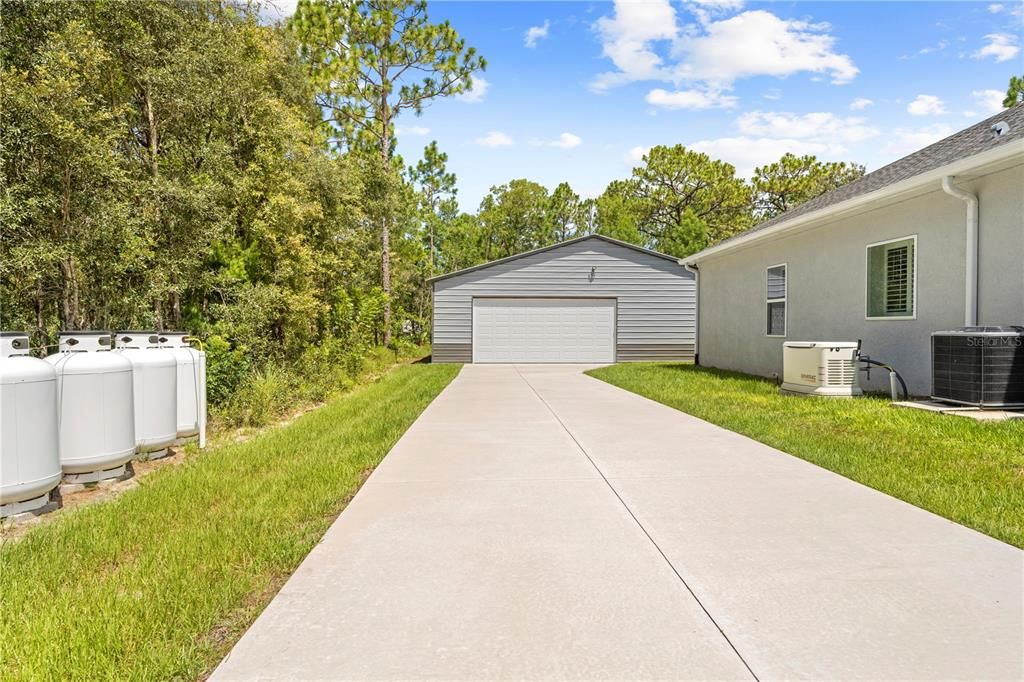 待售: $588,000 (4 贝兹, 3 浴室, 2446 平方英尺)