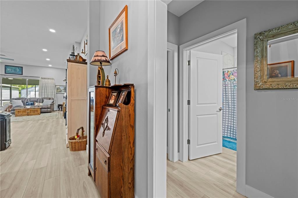 待售: $588,000 (4 贝兹, 3 浴室, 2446 平方英尺)