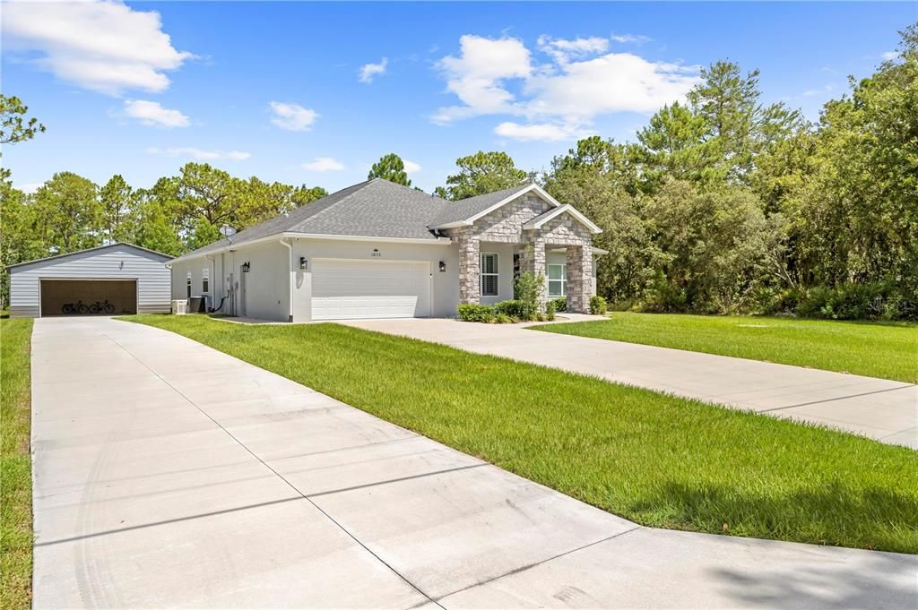 待售: $588,000 (4 贝兹, 3 浴室, 2446 平方英尺)