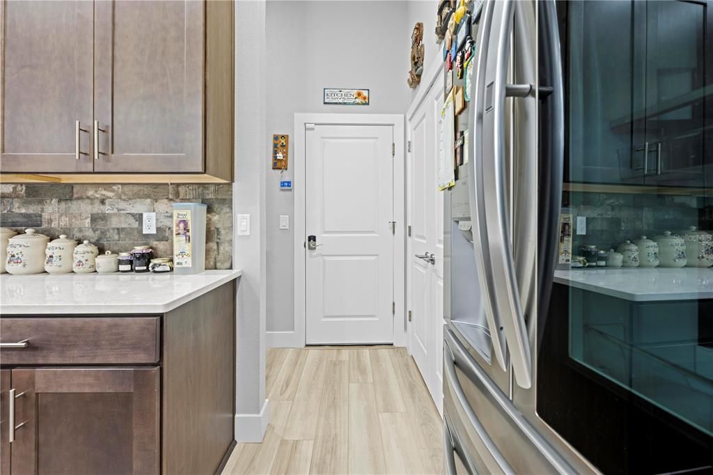 待售: $588,000 (4 贝兹, 3 浴室, 2446 平方英尺)