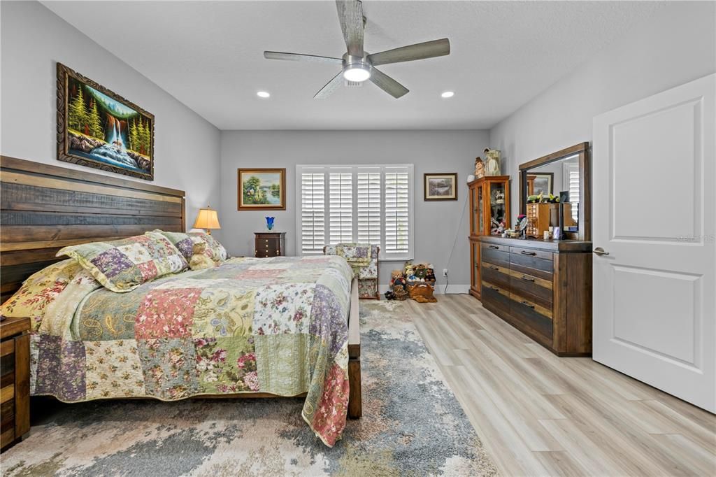 待售: $588,000 (4 贝兹, 3 浴室, 2446 平方英尺)