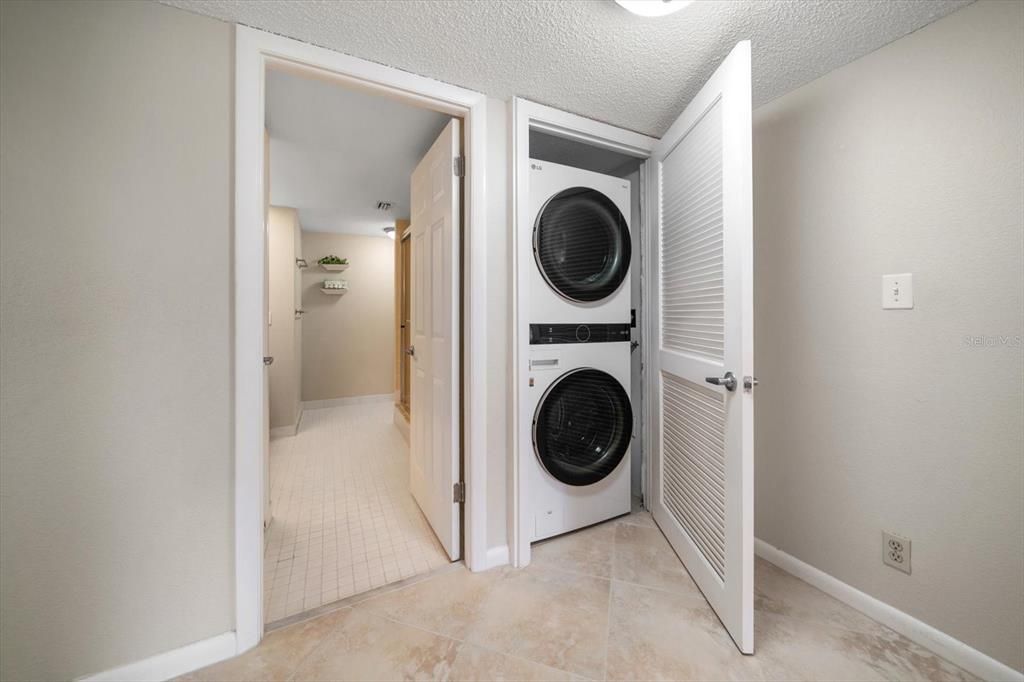 En Venta: $375,000 (2 camas, 2 baños, 1385 Pies cuadrados)