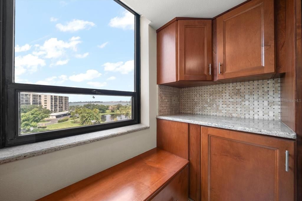 En Venta: $375,000 (2 camas, 2 baños, 1385 Pies cuadrados)