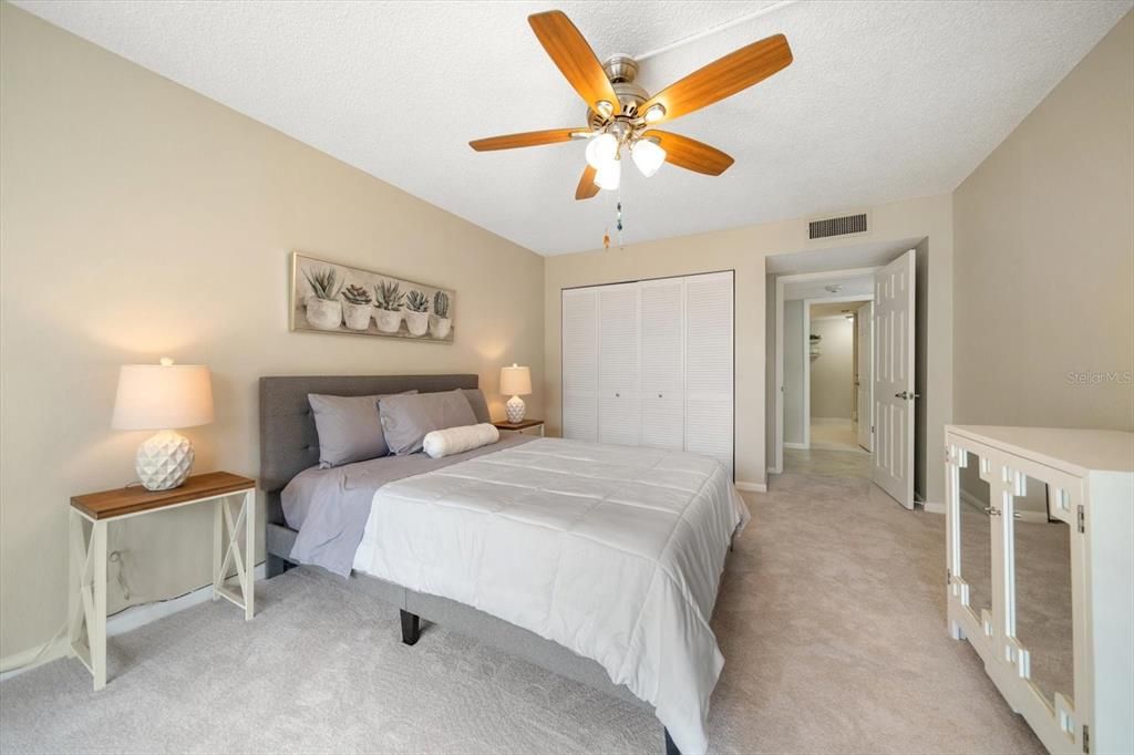 En Venta: $375,000 (2 camas, 2 baños, 1385 Pies cuadrados)