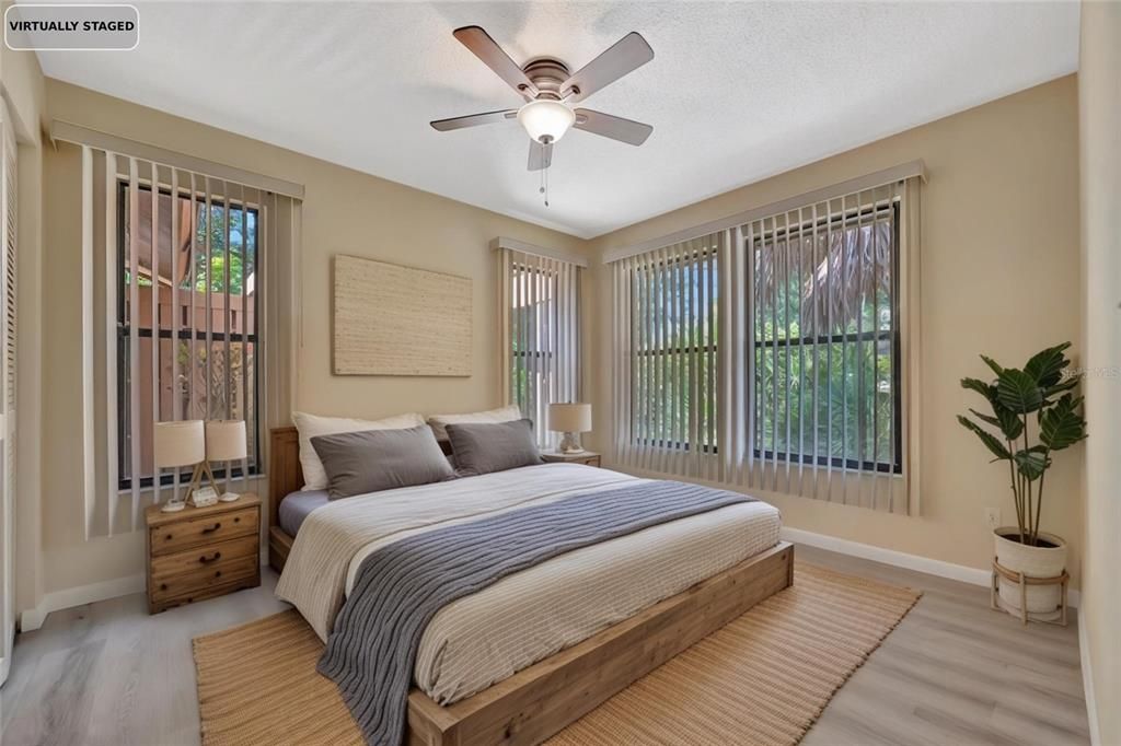 For Sale: $350,000 (3 beds, 2 baths, 1650 Square Feet)