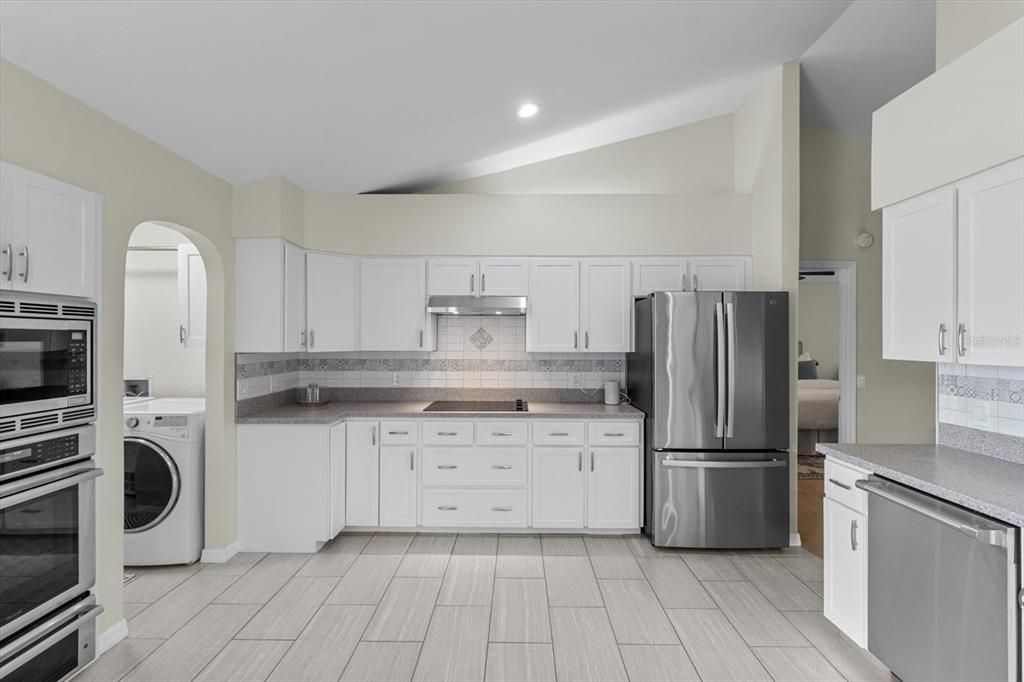 For Sale: $297,900 (3 beds, 2 baths, 1999 Square Feet)