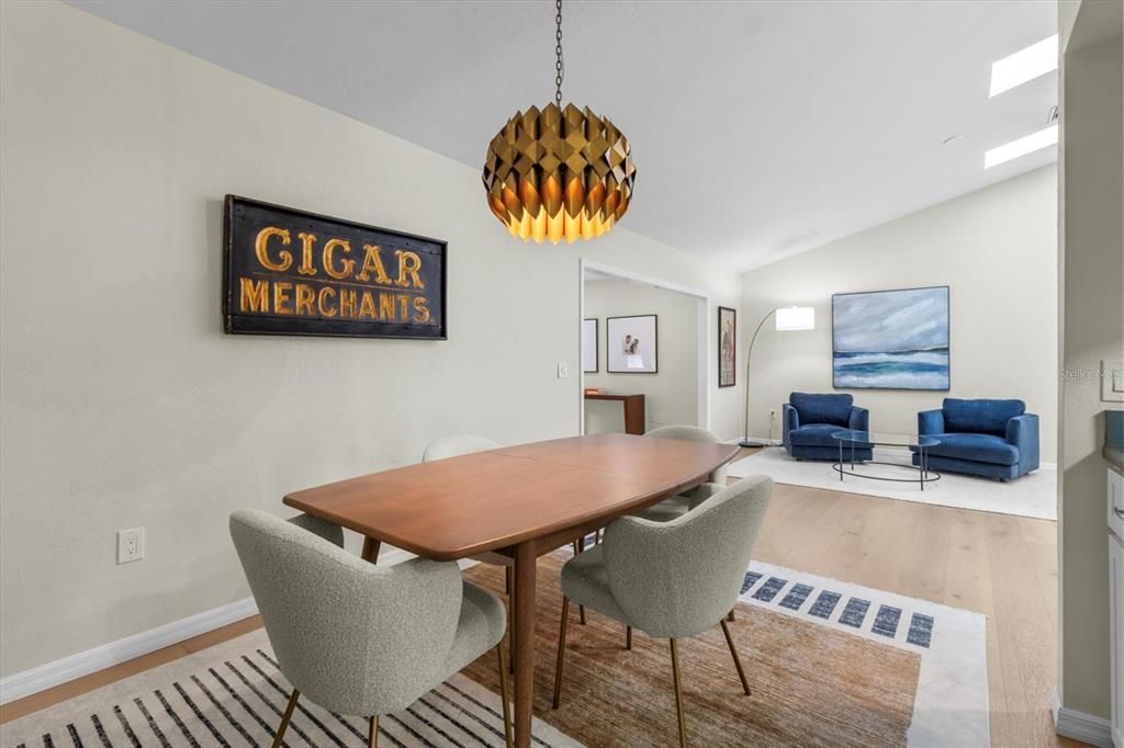 For Sale: $297,900 (3 beds, 2 baths, 1999 Square Feet)