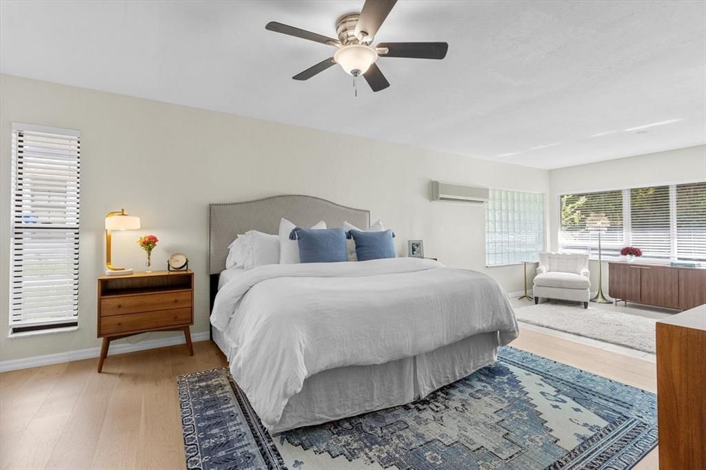 For Sale: $297,900 (3 beds, 2 baths, 1999 Square Feet)