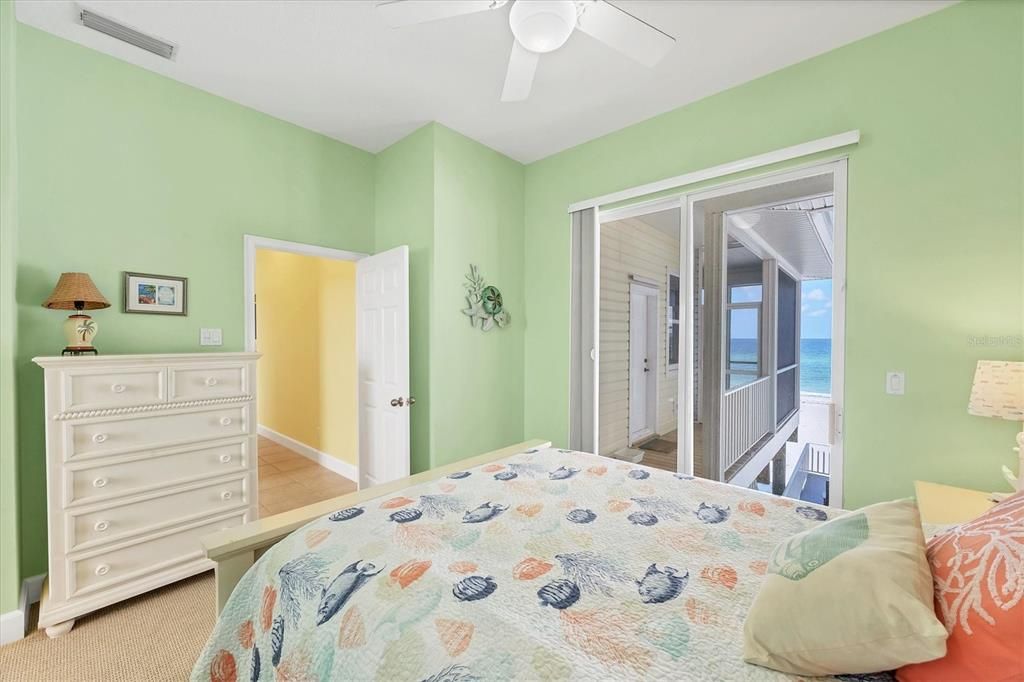 For Sale: $2,495,000 (4 beds, 3 baths, 1792 Square Feet)