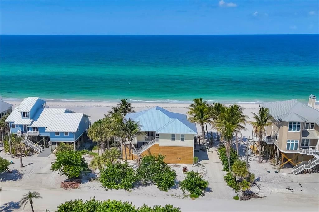 For Sale: $2,495,000 (4 beds, 3 baths, 1792 Square Feet)