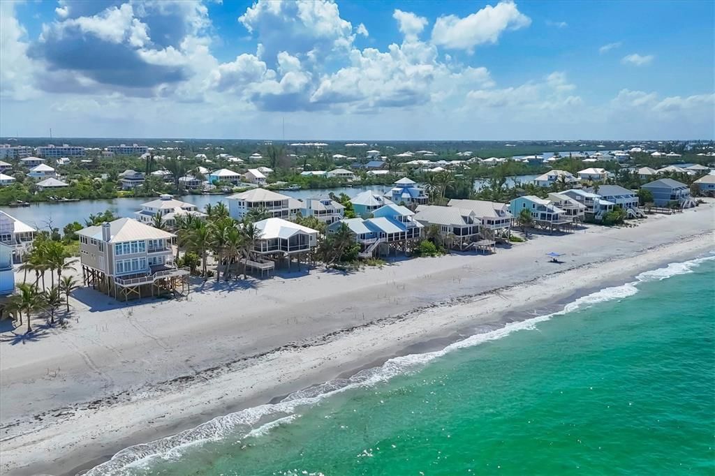 For Sale: $2,495,000 (4 beds, 3 baths, 1792 Square Feet)