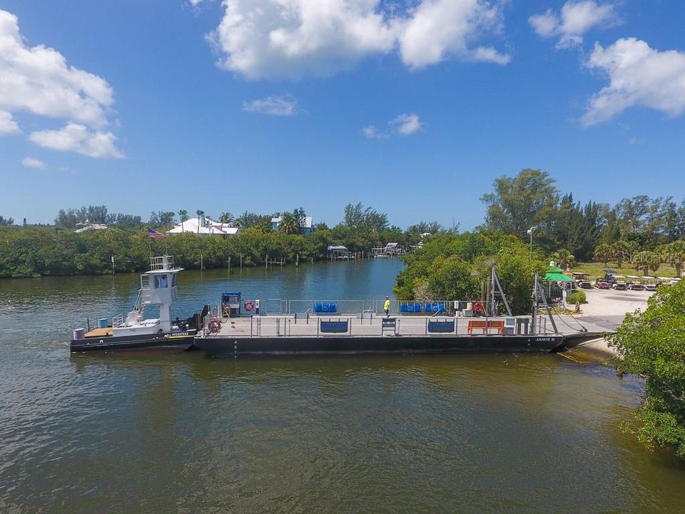 For Sale: $2,495,000 (4 beds, 3 baths, 1792 Square Feet)