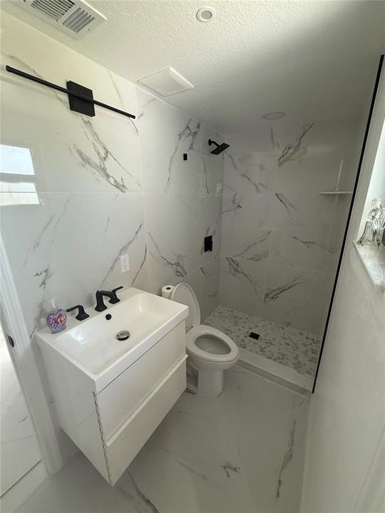 На продажу: $426,800 (3 спален, 2 ванн, 1516 Квадратных фут)