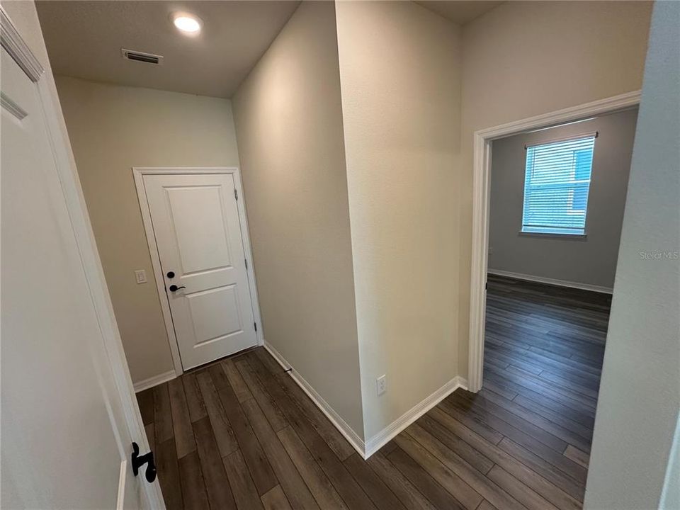 For Sale: $1,199,000 (5 beds, 4 baths, 3172 Square Feet)