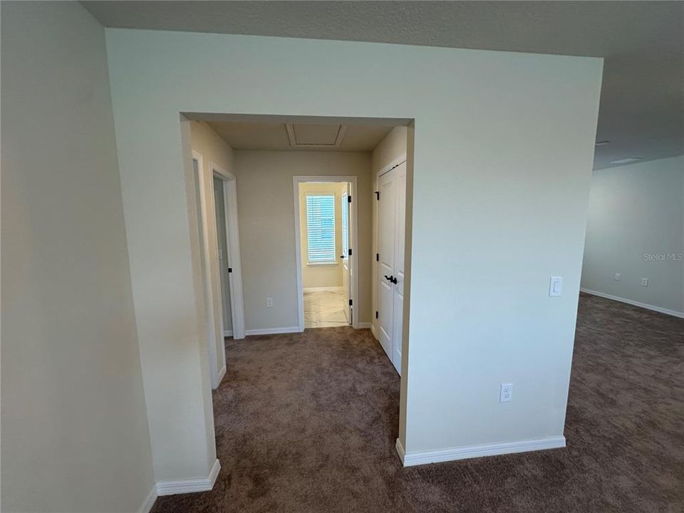 For Sale: $1,199,000 (5 beds, 4 baths, 3172 Square Feet)