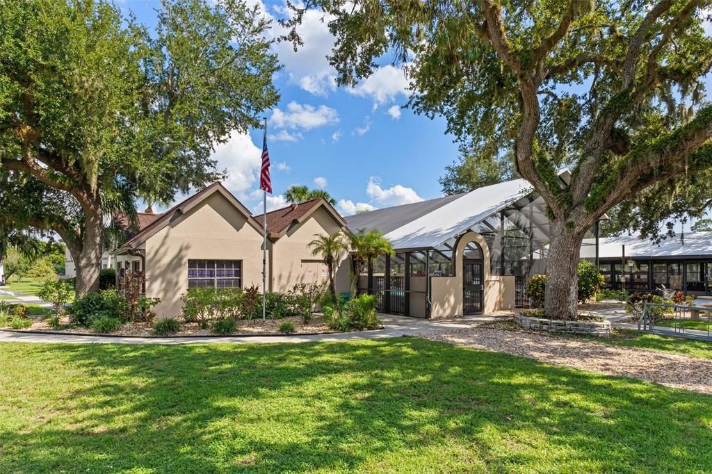 На продажу: $169,900 (3 спален, 2 ванн, 1011 Квадратных фут)