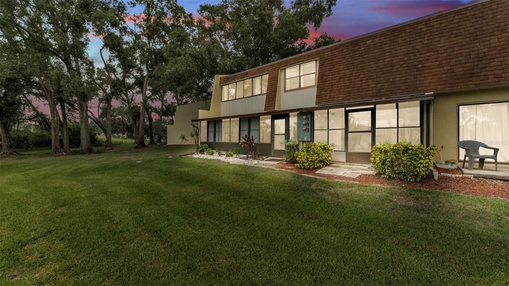 待售: $170,000 (2 贝兹, 2 浴室, 1080 平方英尺)