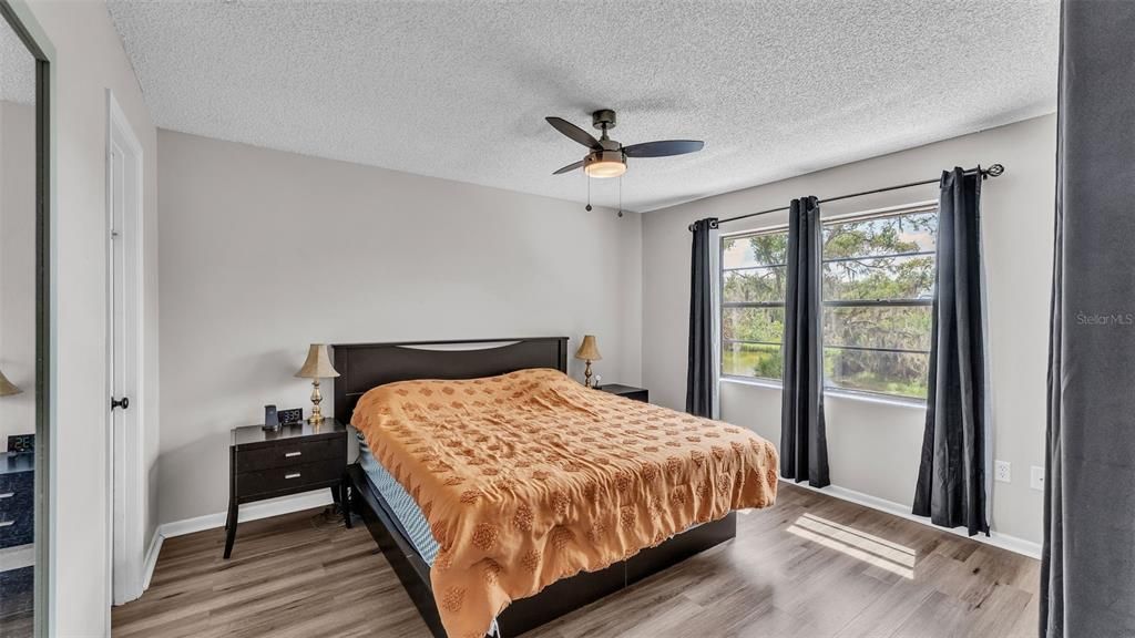 待售: $170,000 (2 贝兹, 2 浴室, 1080 平方英尺)