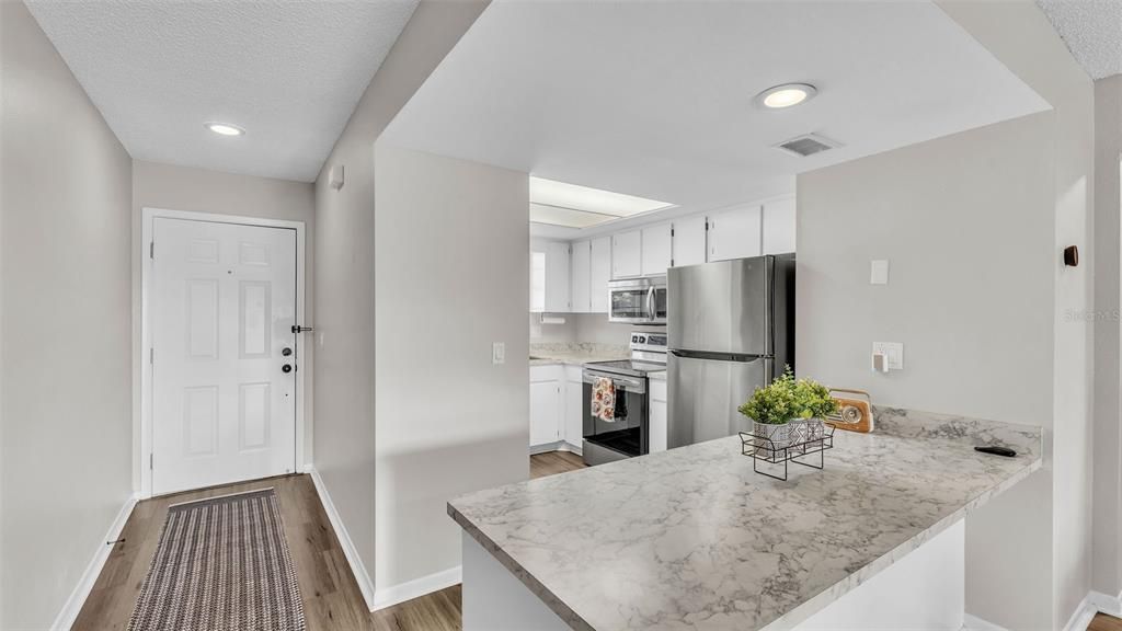 待售: $170,000 (2 贝兹, 2 浴室, 1080 平方英尺)