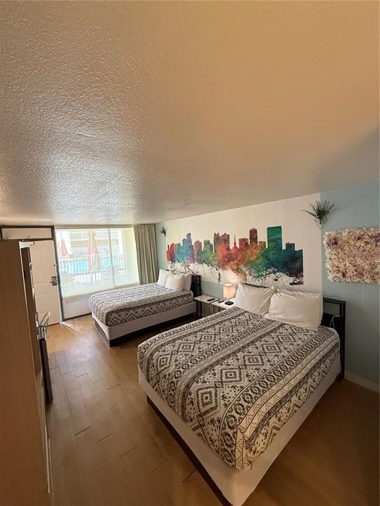 For Sale: $96,500 (1 beds, 1 baths, 325 Square Feet)