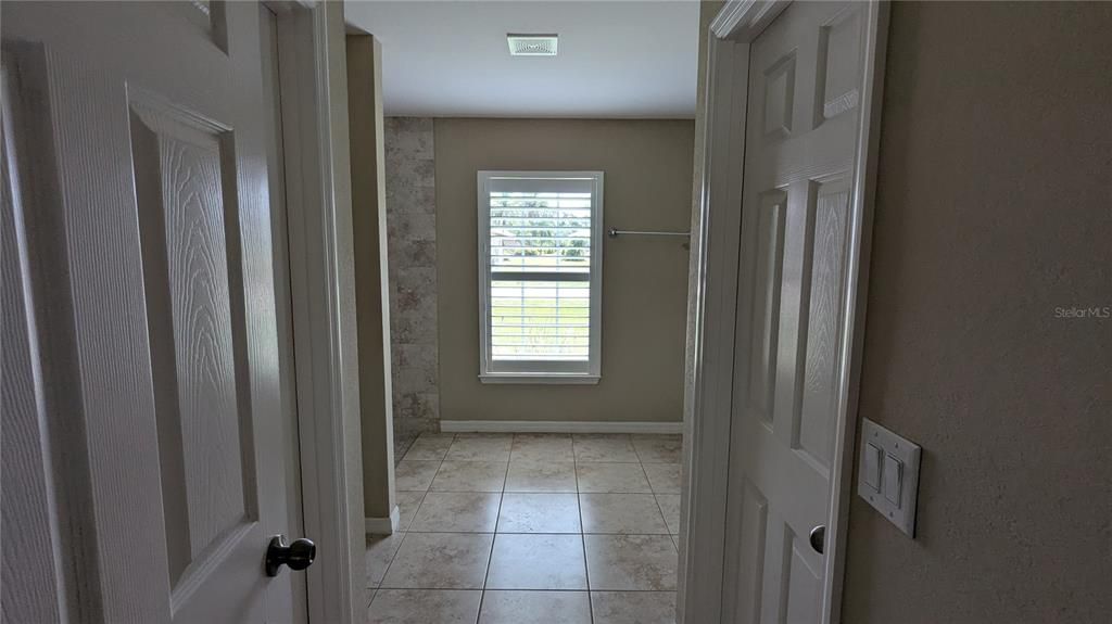 合同活跃: $298,000 (3 贝兹, 2 浴室, 1606 平方英尺)