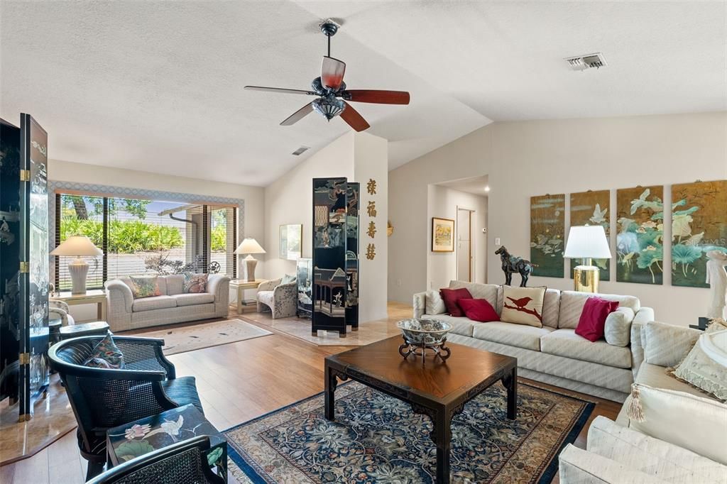 Active With Contract: $375,000 (3 beds, 2 baths, 2410 Square Feet)