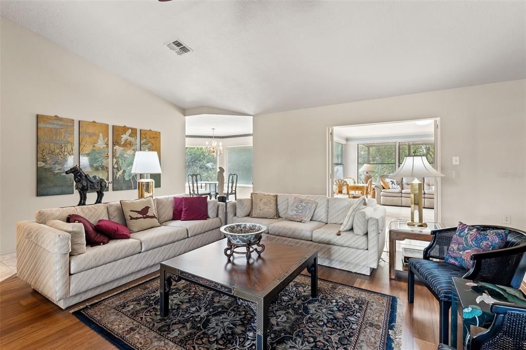 Active With Contract: $375,000 (3 beds, 2 baths, 2410 Square Feet)