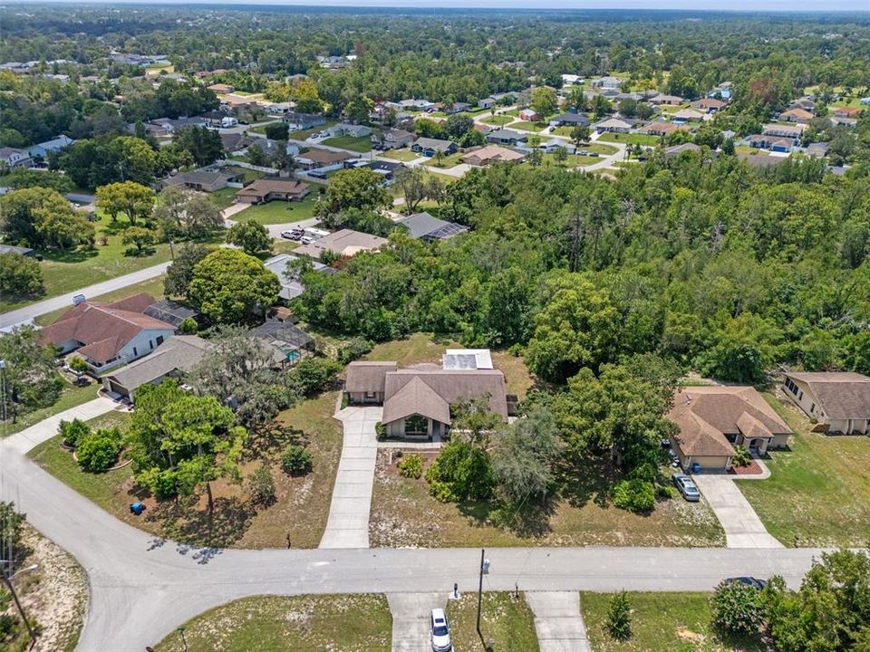 Active With Contract: $375,000 (3 beds, 2 baths, 2410 Square Feet)