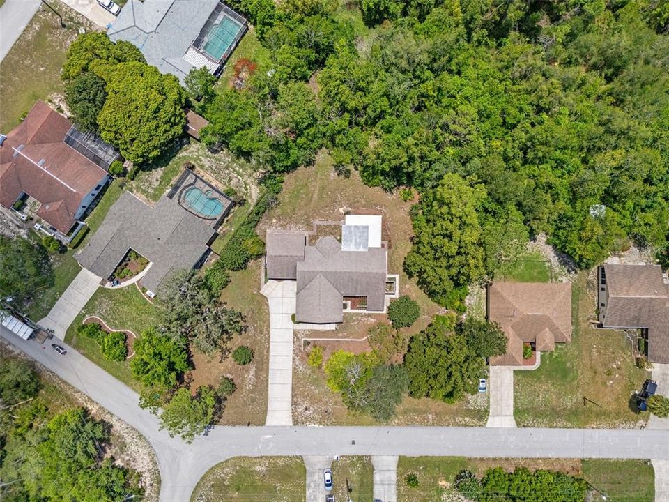 Active With Contract: $375,000 (3 beds, 2 baths, 2410 Square Feet)