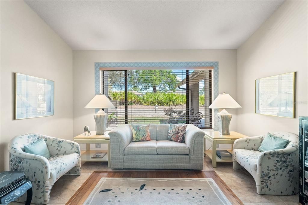 Active With Contract: $375,000 (3 beds, 2 baths, 2410 Square Feet)