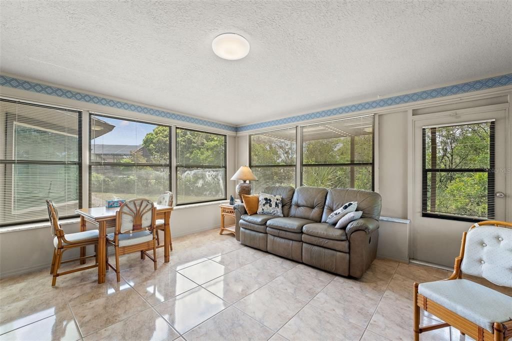 Active With Contract: $375,000 (3 beds, 2 baths, 2410 Square Feet)