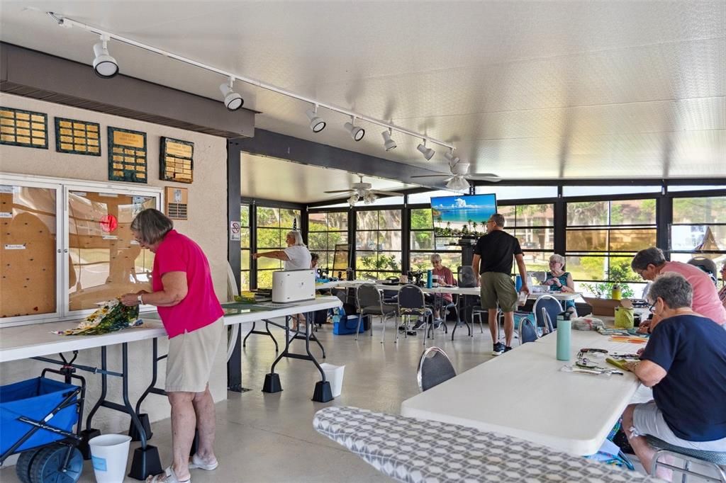 На продажу: $169,500 (2 спален, 2 ванн, 899 Квадратных фут)