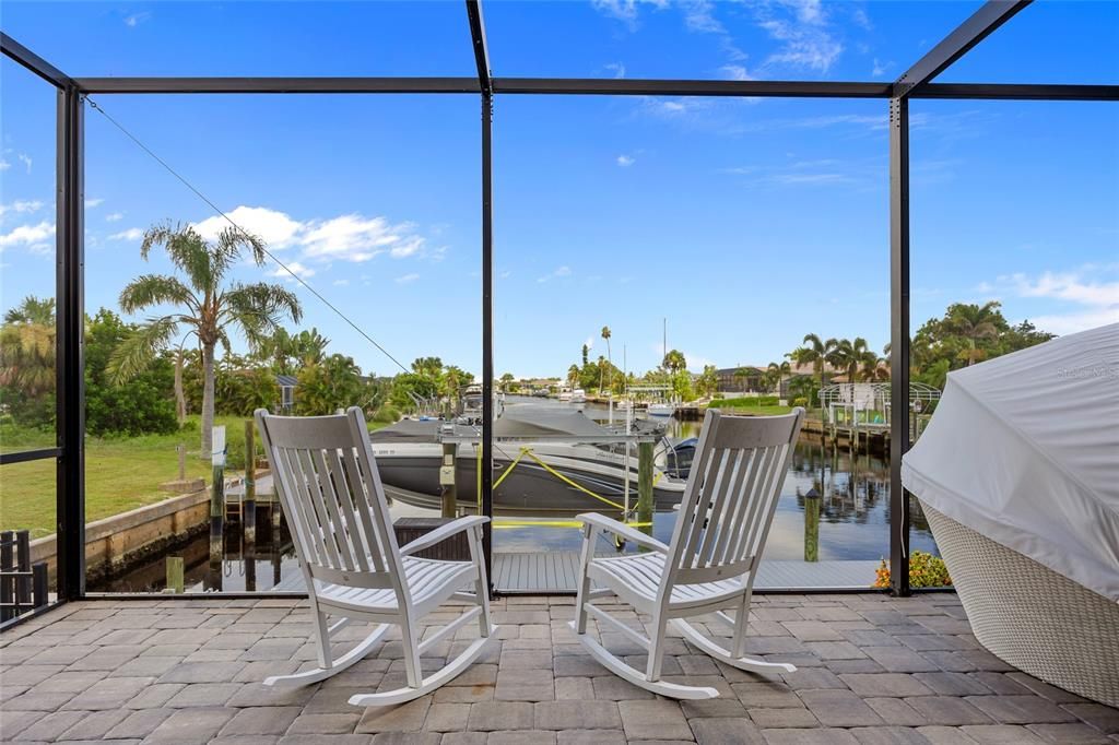 For Sale: $999,999 (3 beds, 2 baths, 2123 Square Feet)