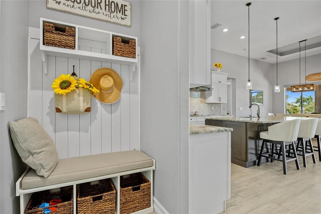 For Sale: $999,999 (3 beds, 2 baths, 2123 Square Feet)