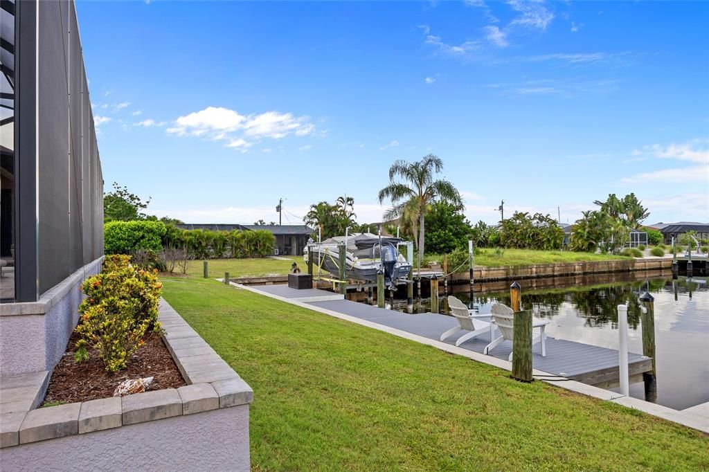 For Sale: $999,999 (3 beds, 2 baths, 2123 Square Feet)