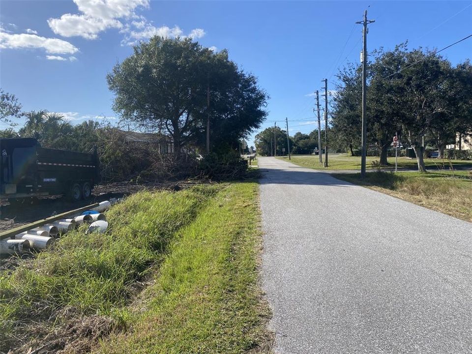 En Venta: $45,000 (0.39 acres)